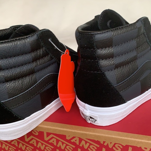 VANS SK8-Hi LEATHER/SUEDE CHECKERBOARD ASPHALT WMN - Picture 13 of 15